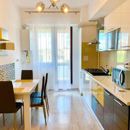 Karina New Flat Near Palas Mall Яссы Экстерьер фото